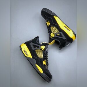 Nike Air Jordan 4 Retro Shoes Thunder 2023 Black Yellow DH6927-017